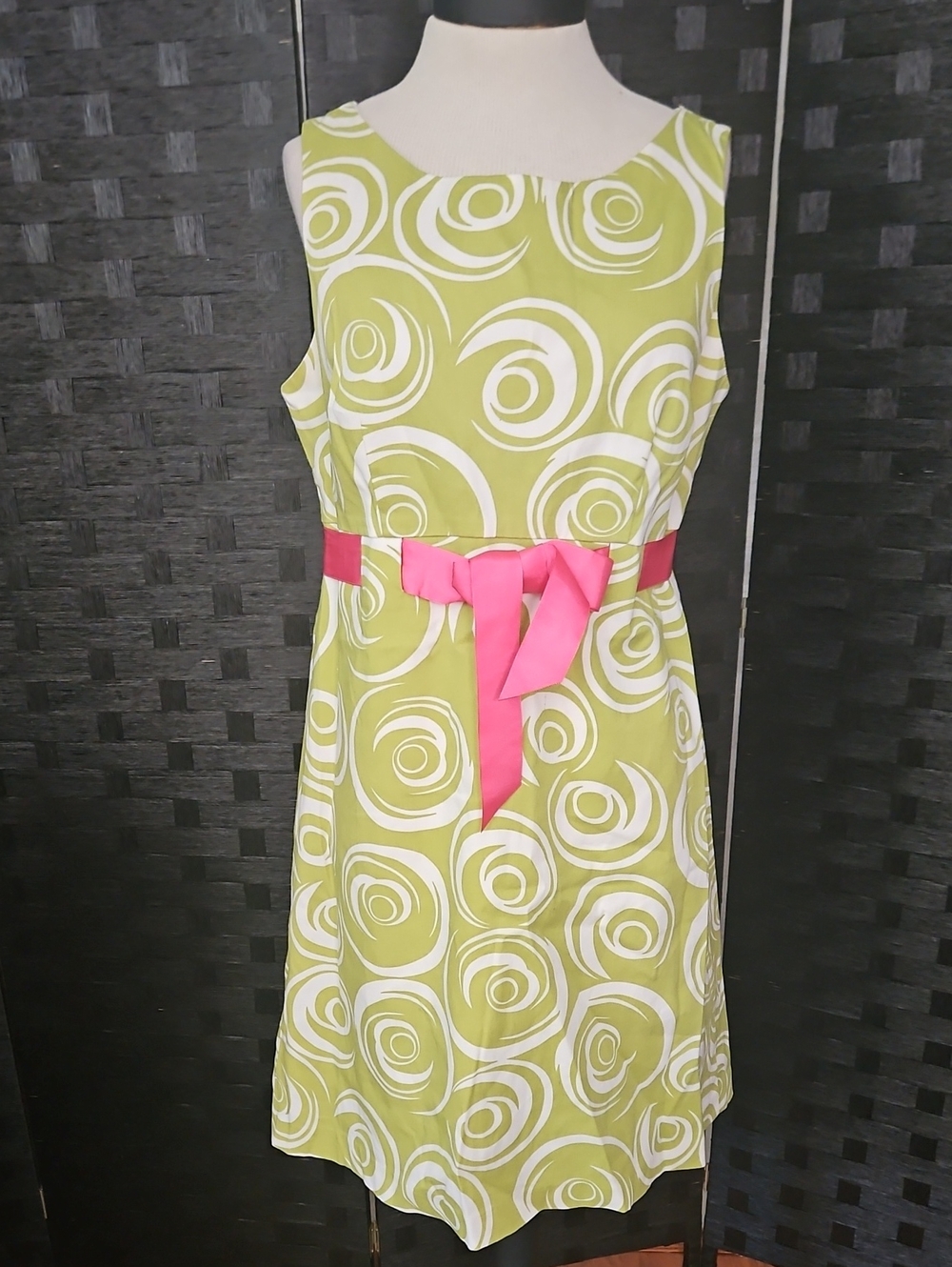 Willow Glenn Women’s Lime Green Swirl Print Dress with Pink Waist Tie Size 12
